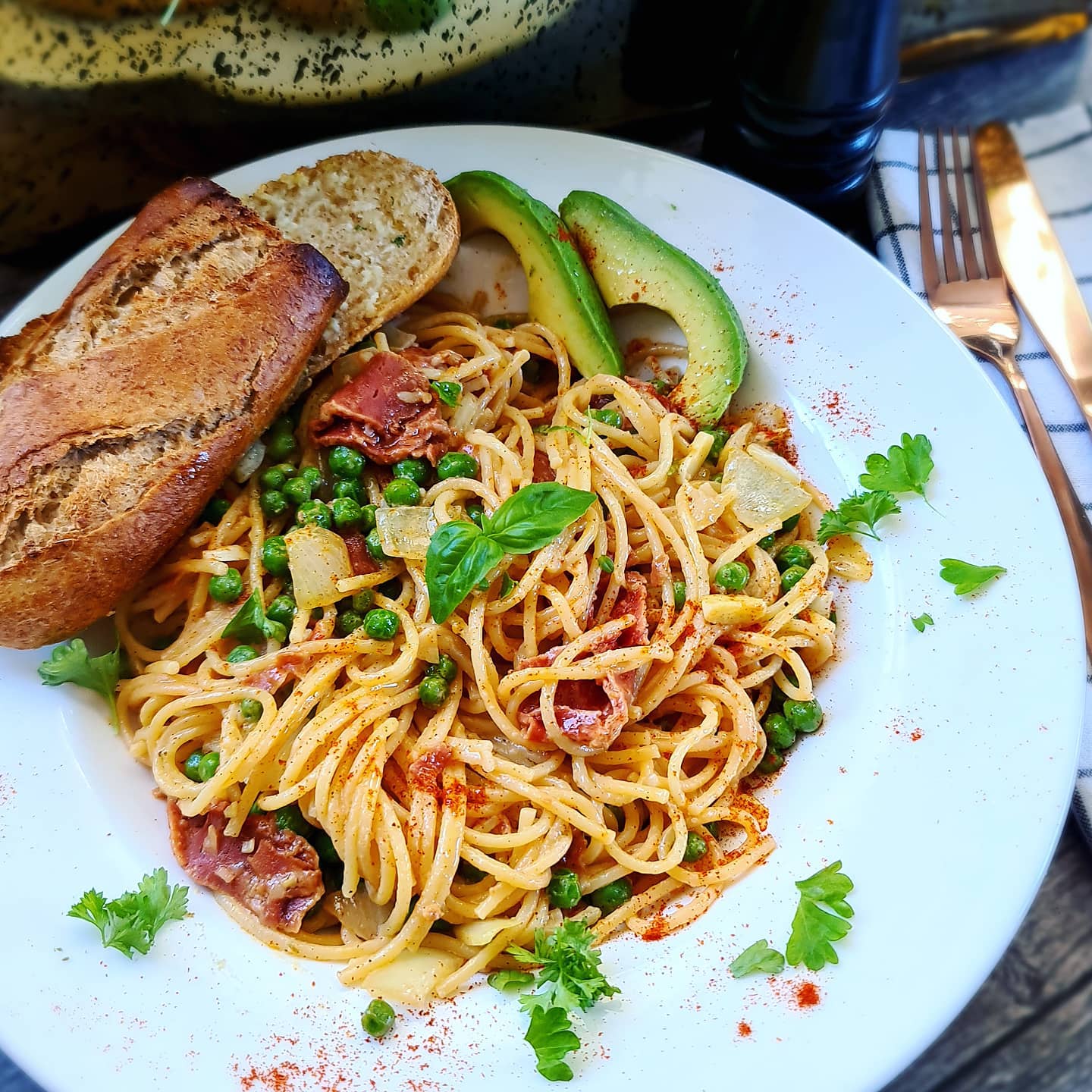 Quick Vegan Spaghetti Carbonara