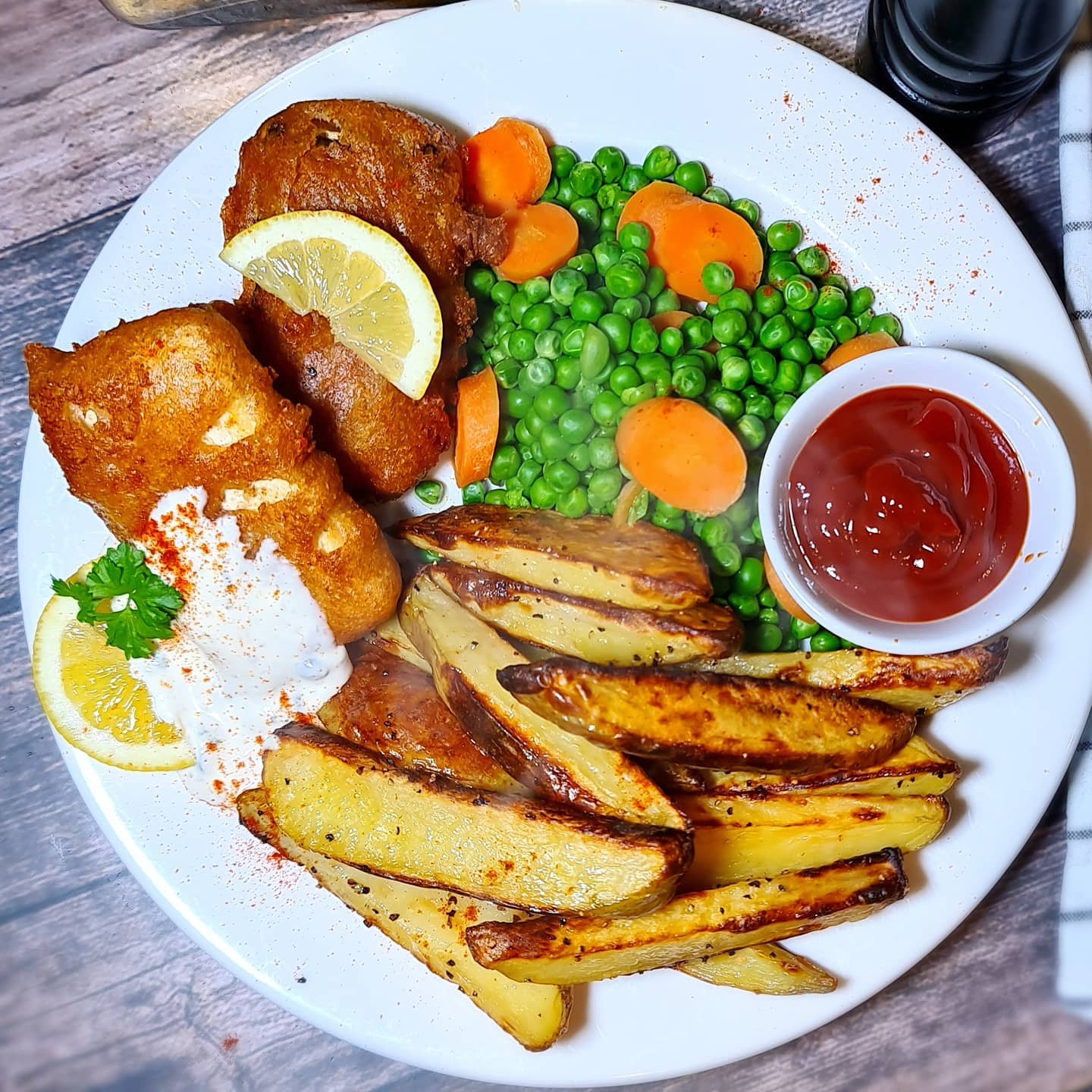 Crispy Beer Battered Tofish with Garlic Chips