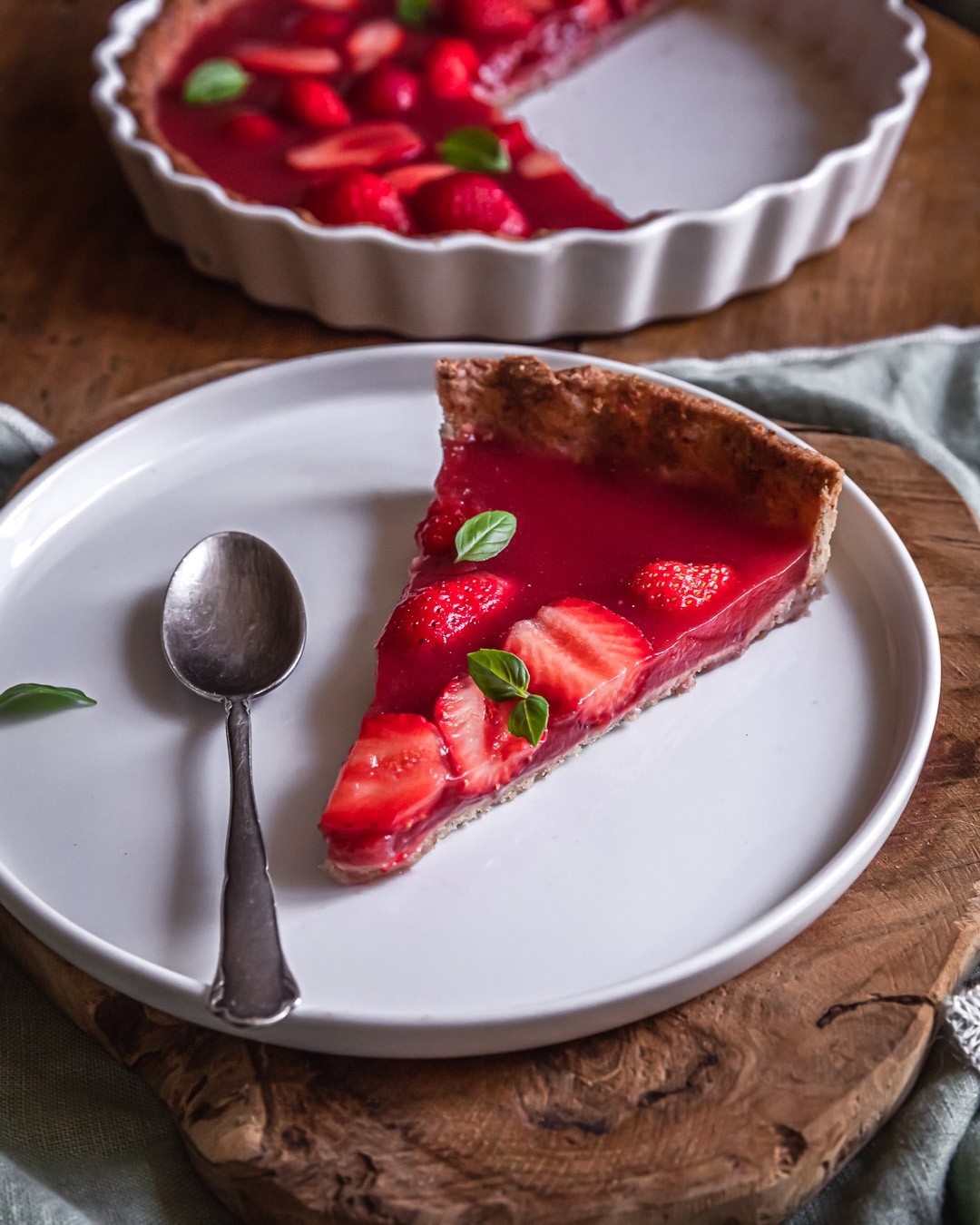 Vegan Strawberry Jell-O Pie