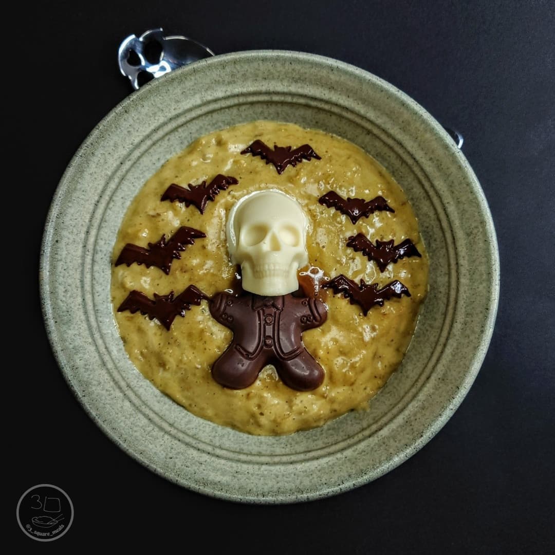 Voodoo Gingerbread Oat Porridge
