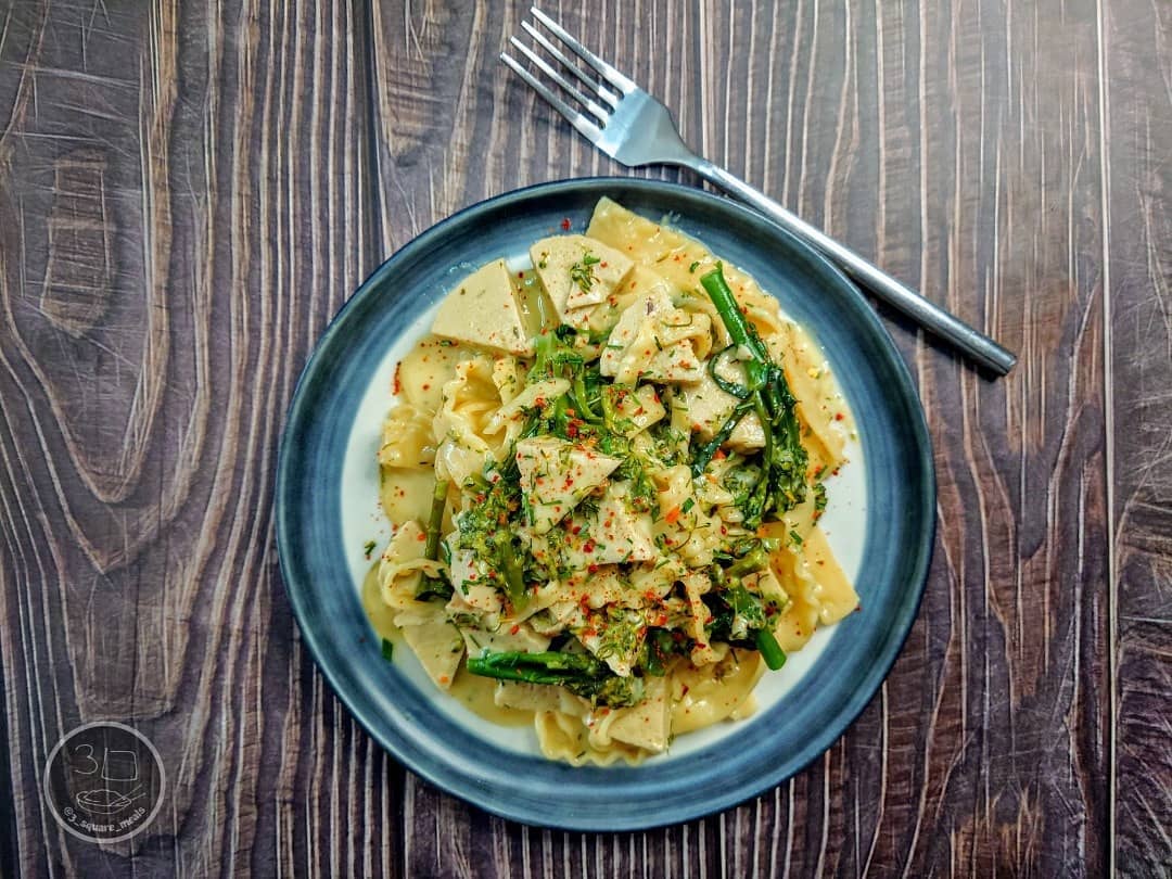 Quorn Mafalde Pasta with Roast and Broccoli