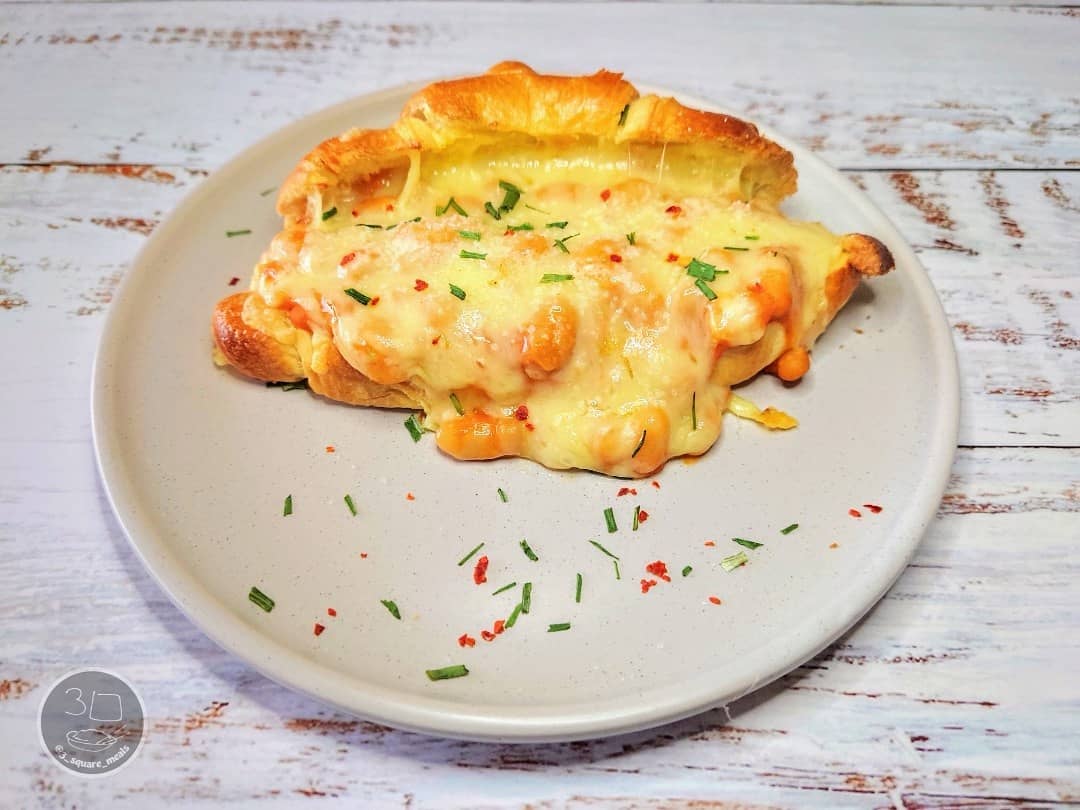 Cheesy Bean Croissant