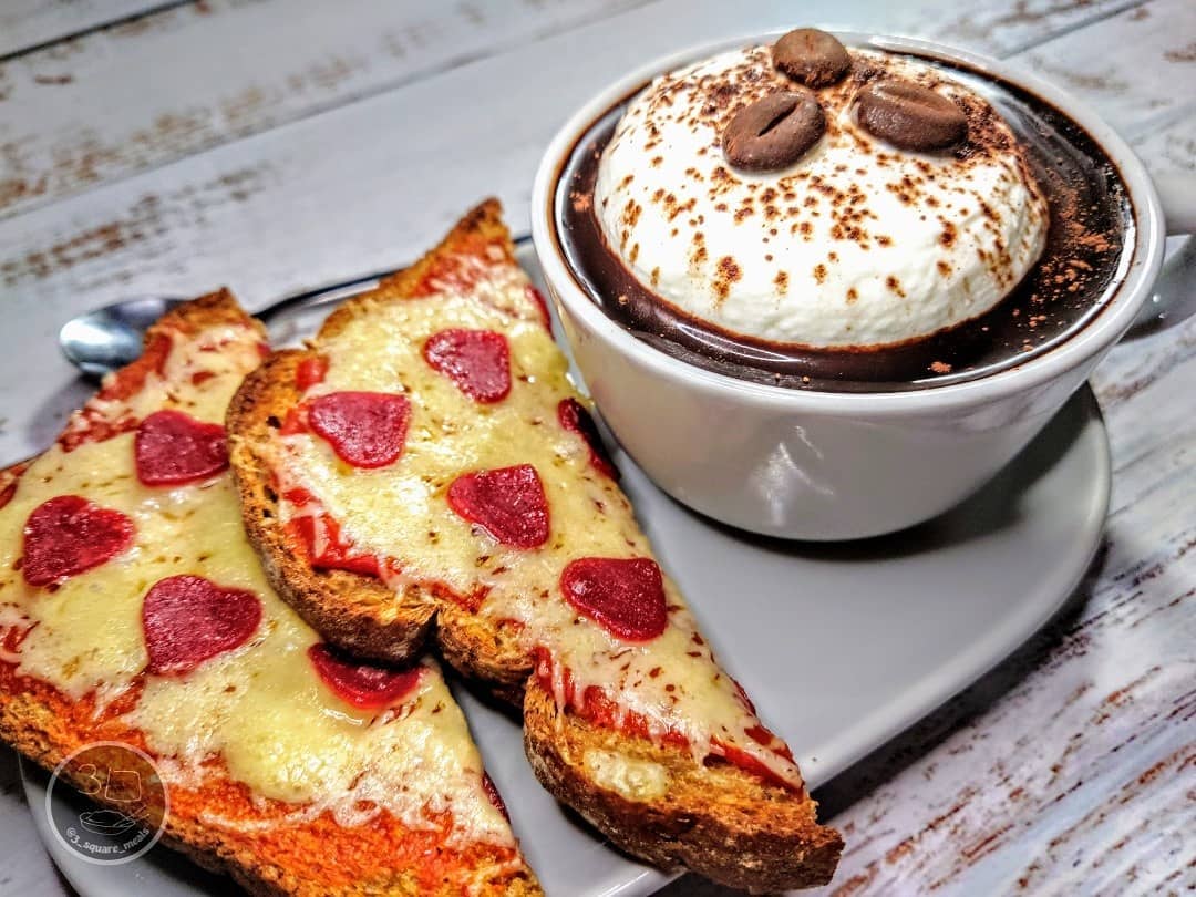 Pizza Toast and Cappuccino Cheesecake