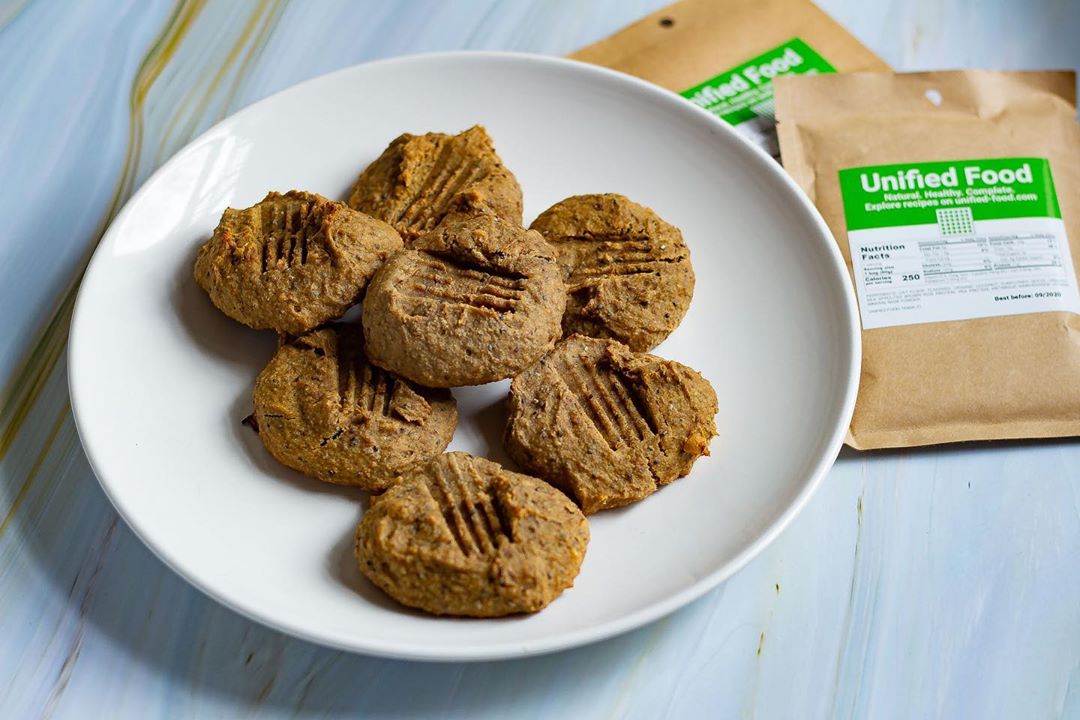 Vegan & Oil Free Peanut Butter Protein Cookies