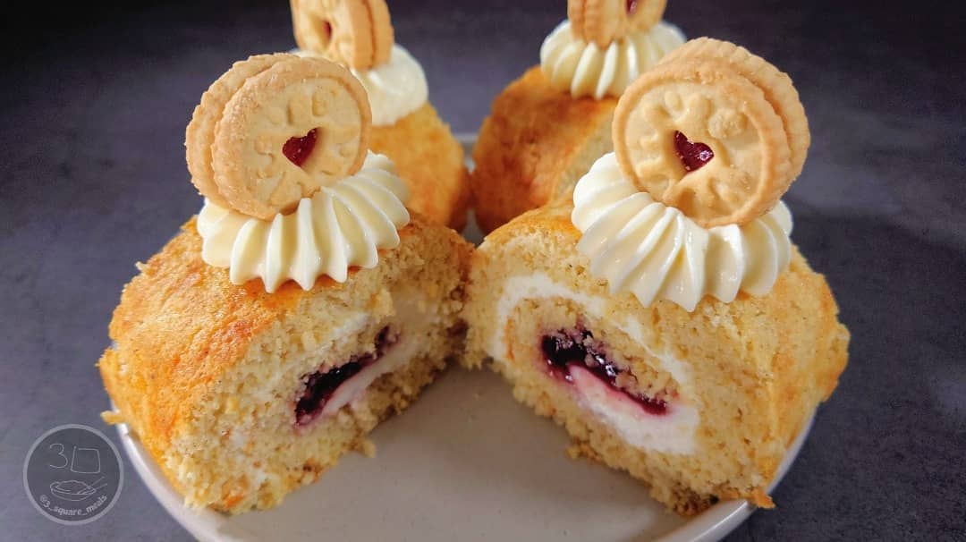 Delicious Jammy Dodger Swiss Roll