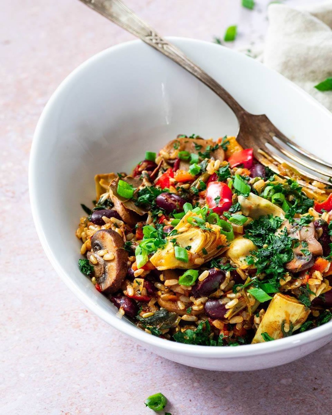 Vegan Jambalaya with Vegetables and Beans