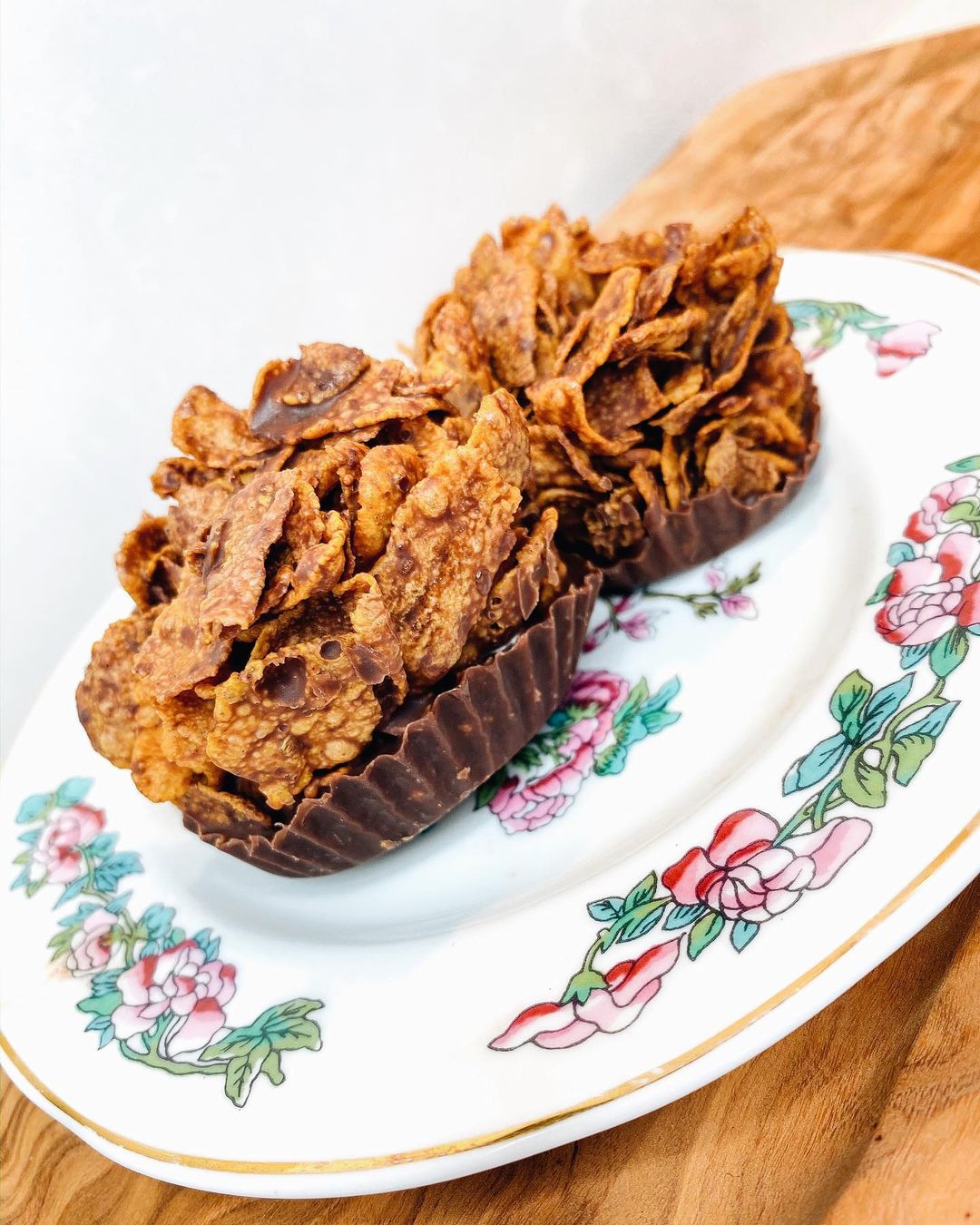 Vegan Easter Cornflake Chocolate Cups