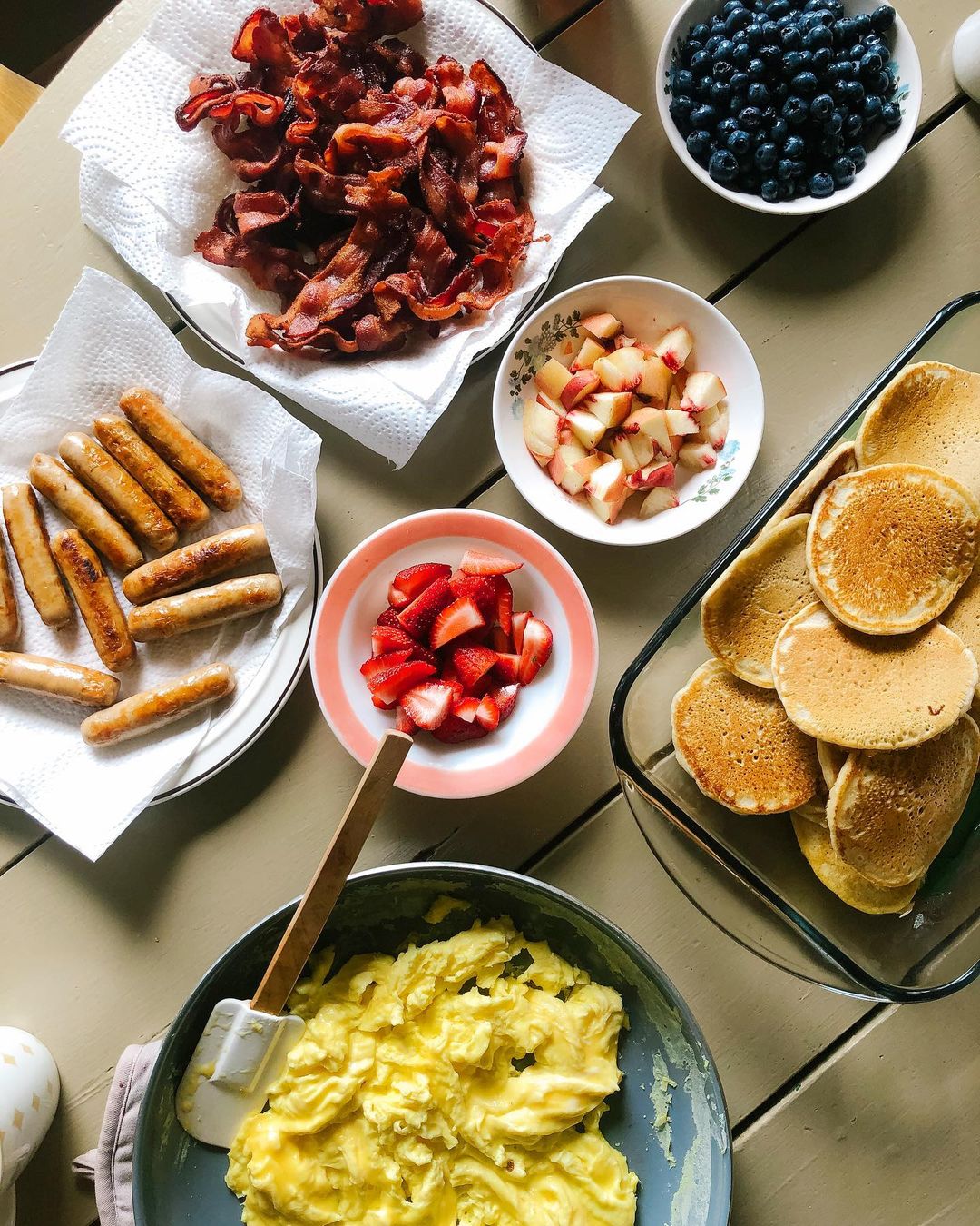 Weekend B R U N C H Spread