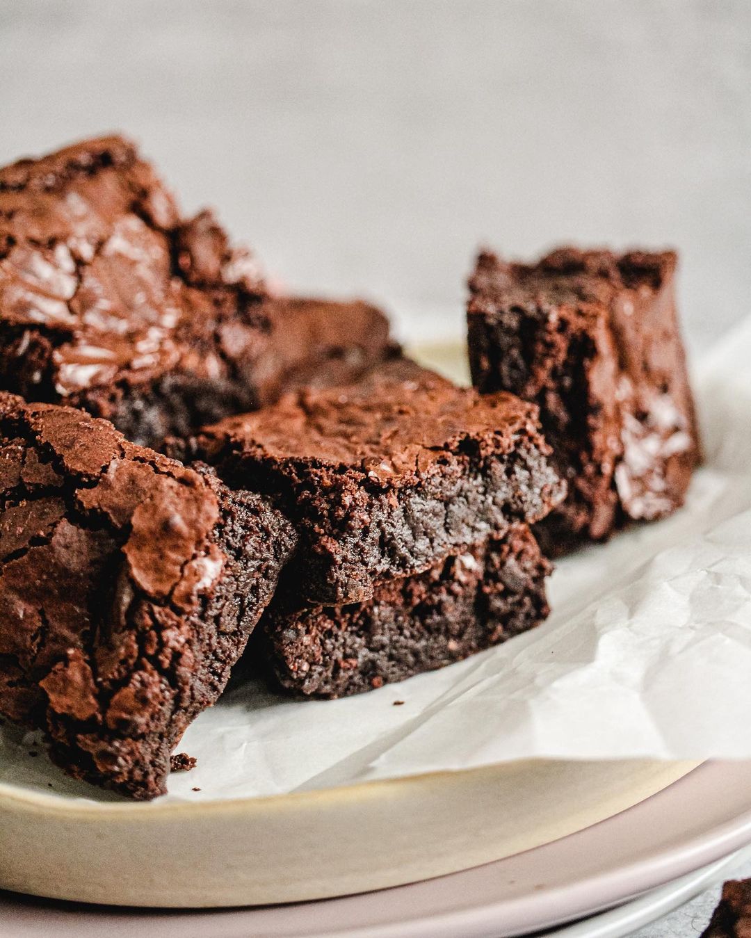 Dark Chocolate Fudgy Brownies with Crackly Top