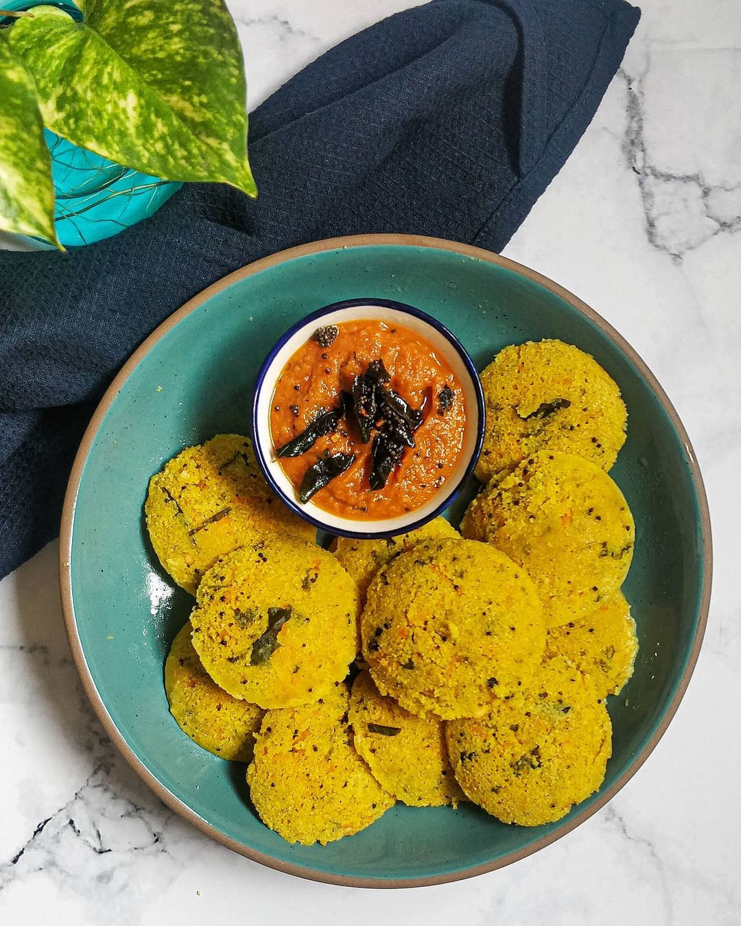 Oats and Rava Turmeric Idli with Onion Tomato Chutney