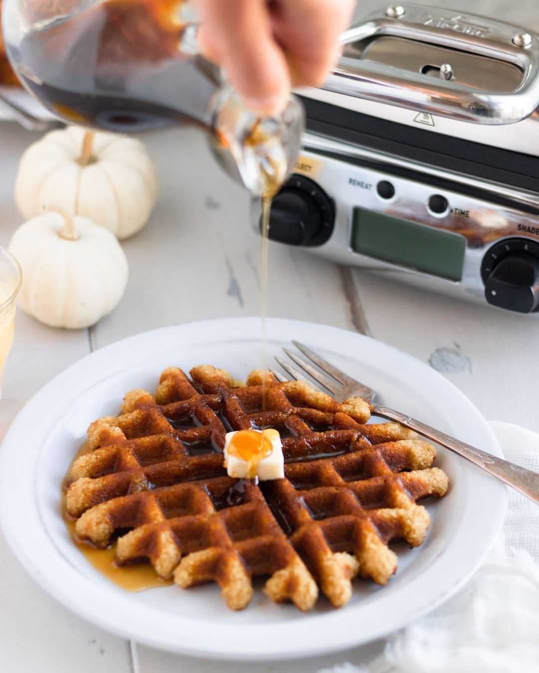 Easy Vegan Grain-Free Pumpkin Waffles