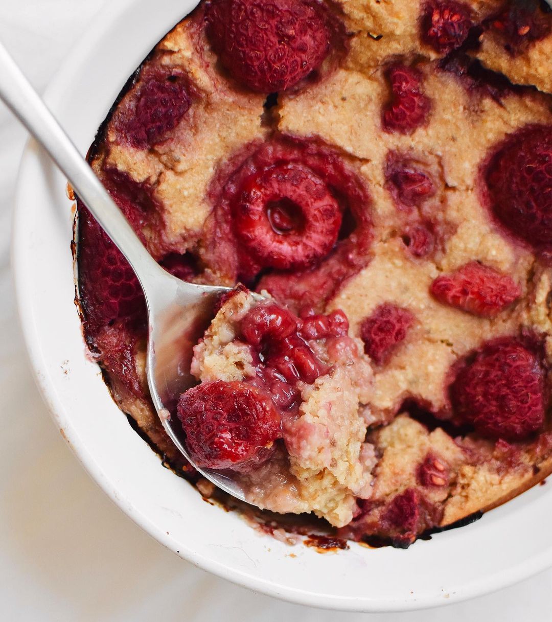 Raspberry Lemon Baked Oat Cake