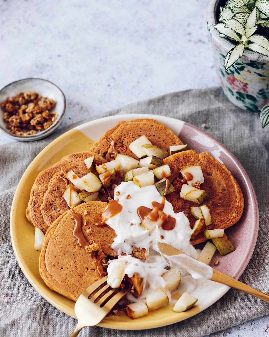 Delicious Pumpkin Pie Pancakes