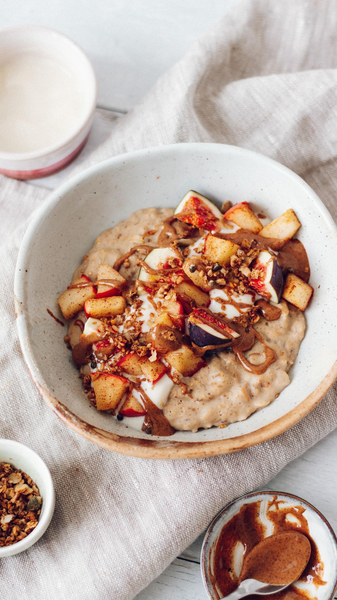 A Bowl of Maple Cinnamon Oats