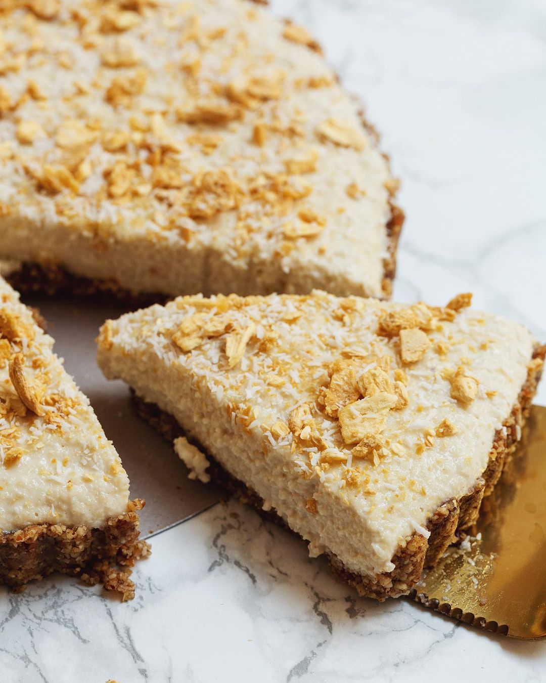 No Bake Vegan Cheesecake with Pineapple Coconut Topping
