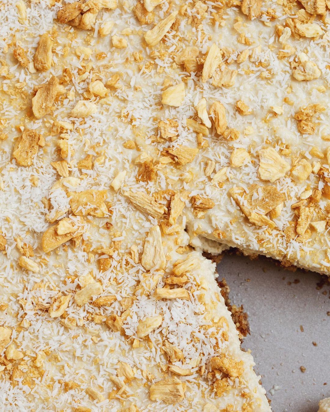 No Bake Vegan Cheesecake with Pineapple Coconut Topping