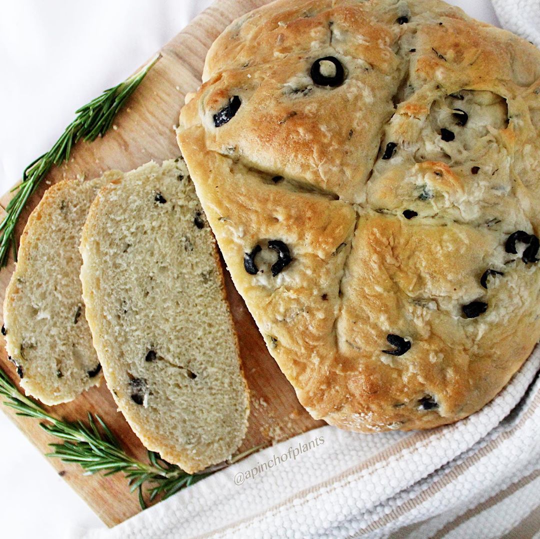 Rosemary Olive Loaf