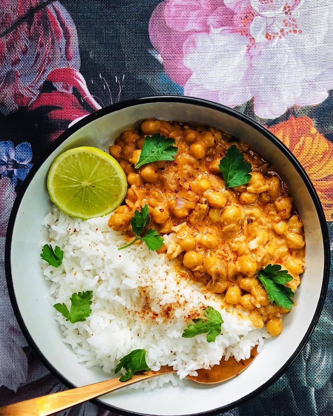 Healthy One-Pot Peanut Butter Chickpea Curry