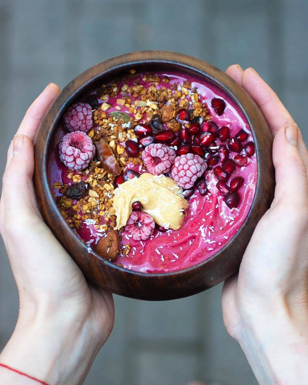 Pomegranate Smoothie Bowl