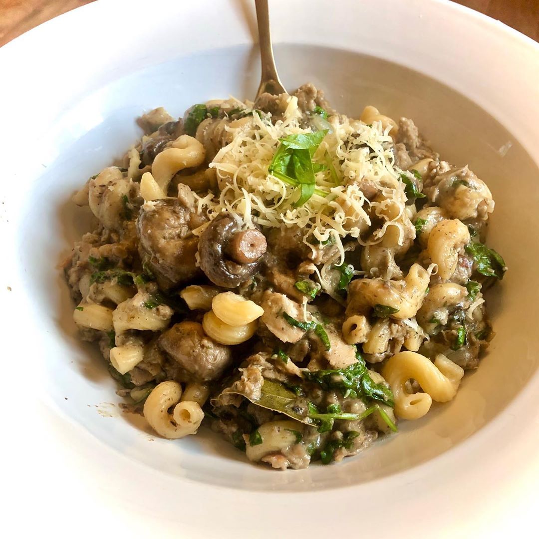 Chicken, Mushroom & Spinach Spirelli Pasta, Made with Alt Vegan Chicken