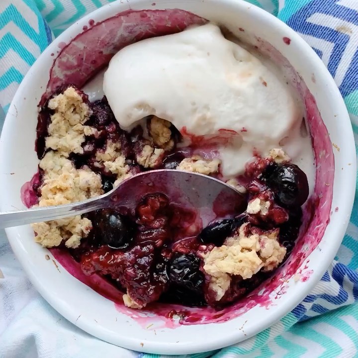 Single Serve Blueberry Crumble