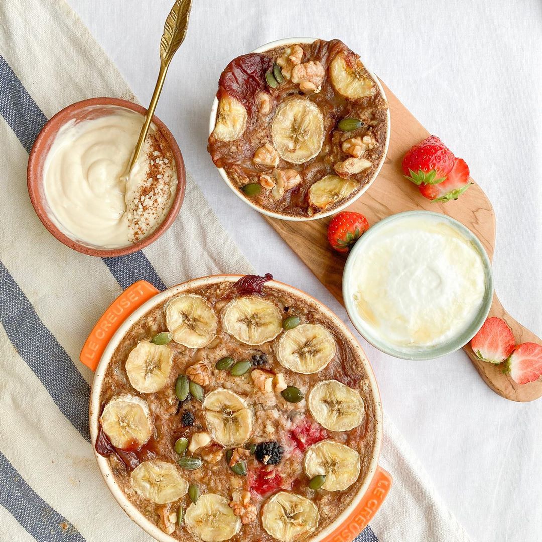 Baked Blackberry and Banana Oats with Tahini Custard