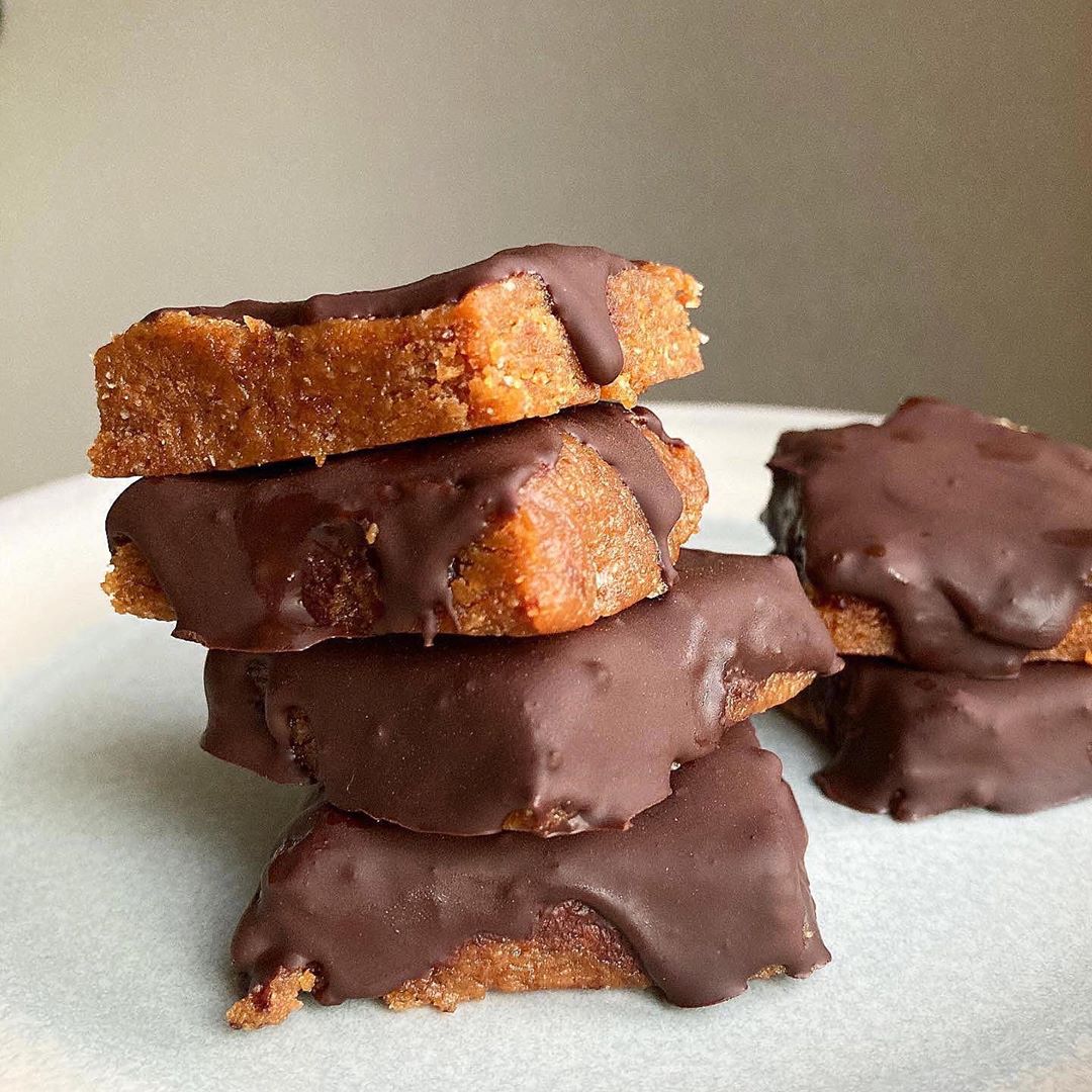 Date & Pb Chocolate Caramel Squares