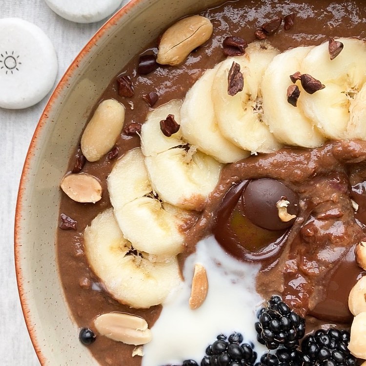 Dark Chocolate Avocado Ginger Oats