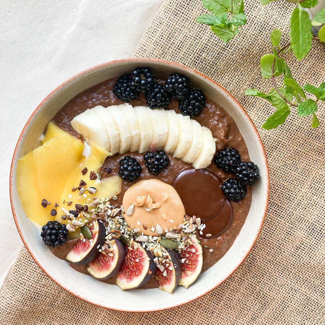Chocolate Ginger Pear Avocado Smoothie Oats