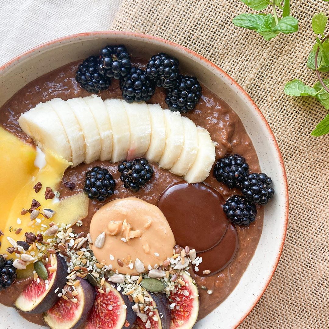 Chocolate Ginger Pear Avocado Smoothie Oats