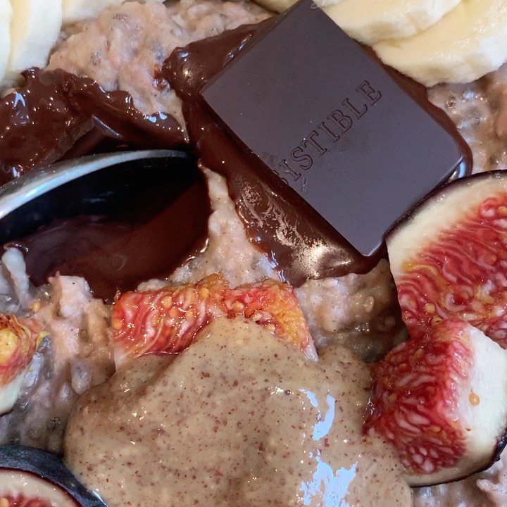 Chocolate Peanut Protein Oats