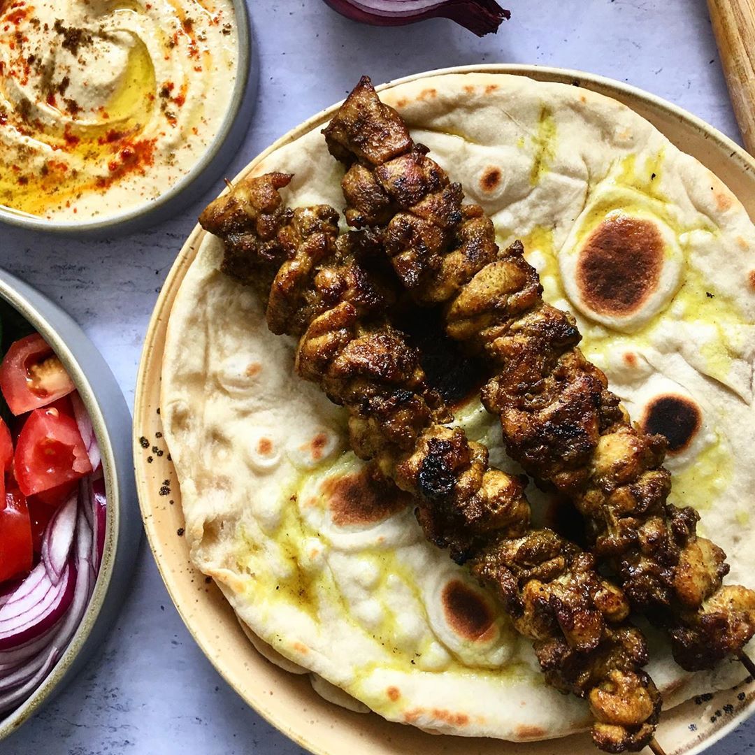 Shish Taouk & Garlic Sauce