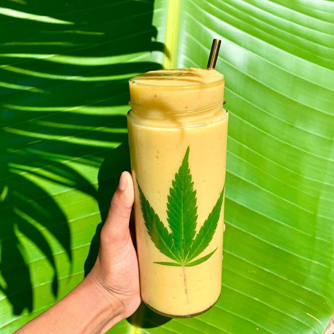 Tropical Smoothie with Sea Moss & Cbd Oil