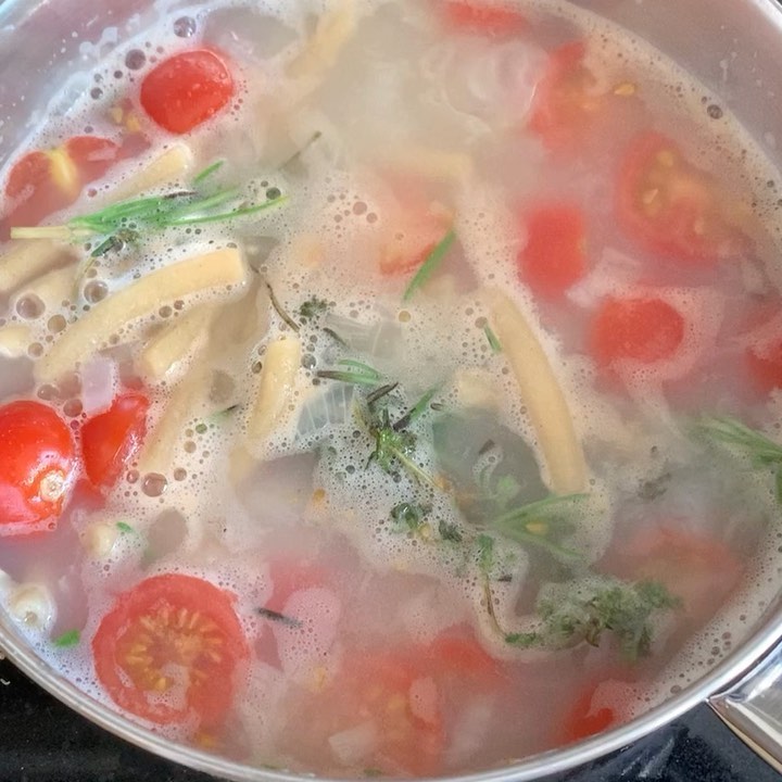 Sorghum Pea Pasta with Tomato Sauce