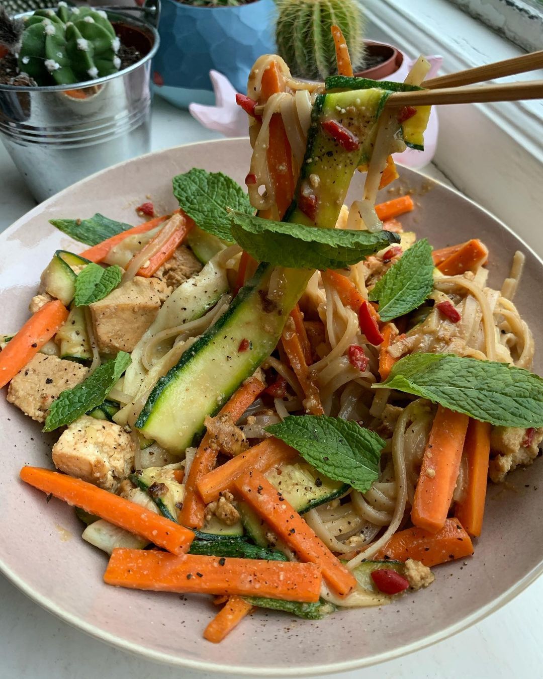 Peanut Noodles and Veg Bowl