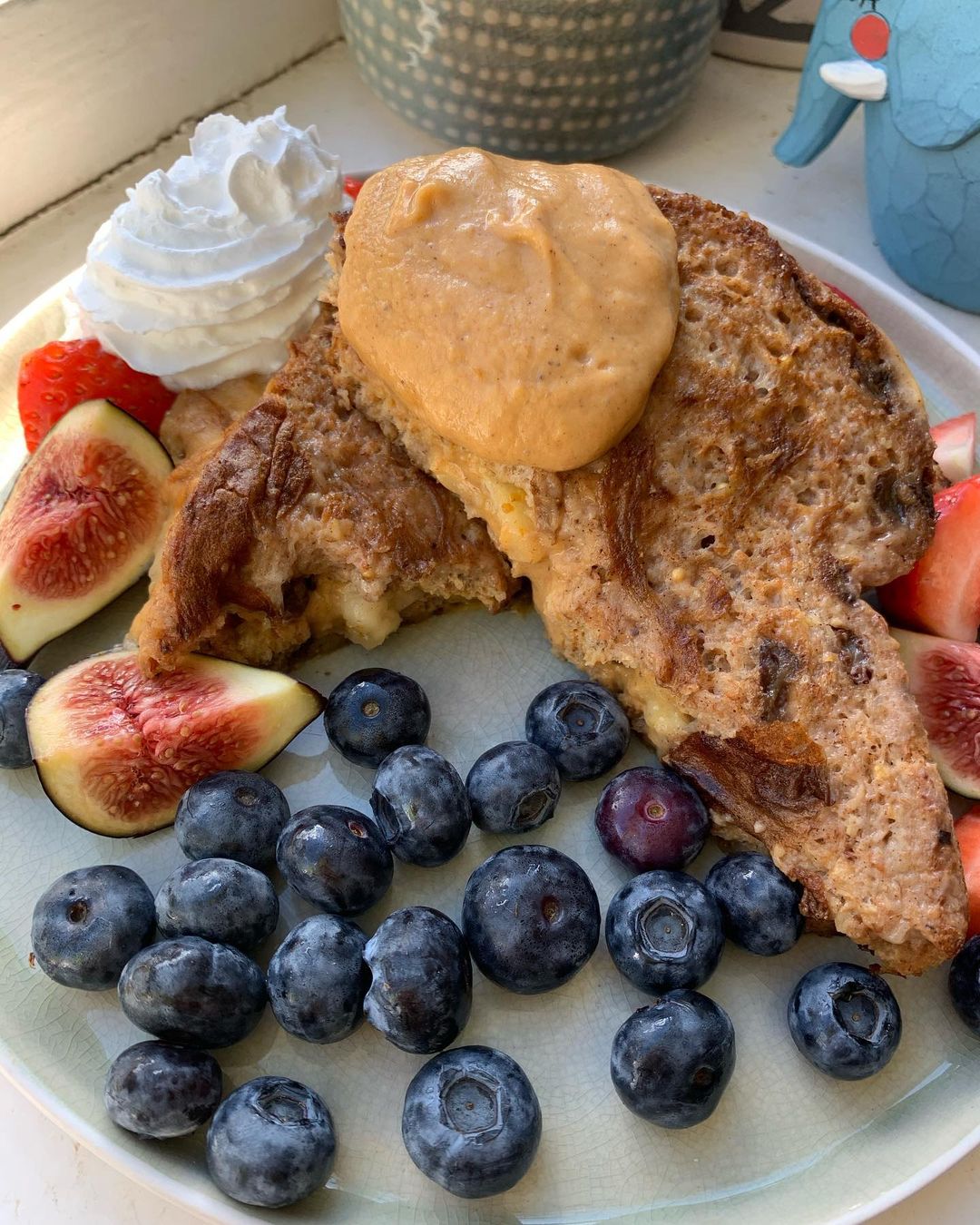 Pumpkin Spice Stuffed Vegan French Toast