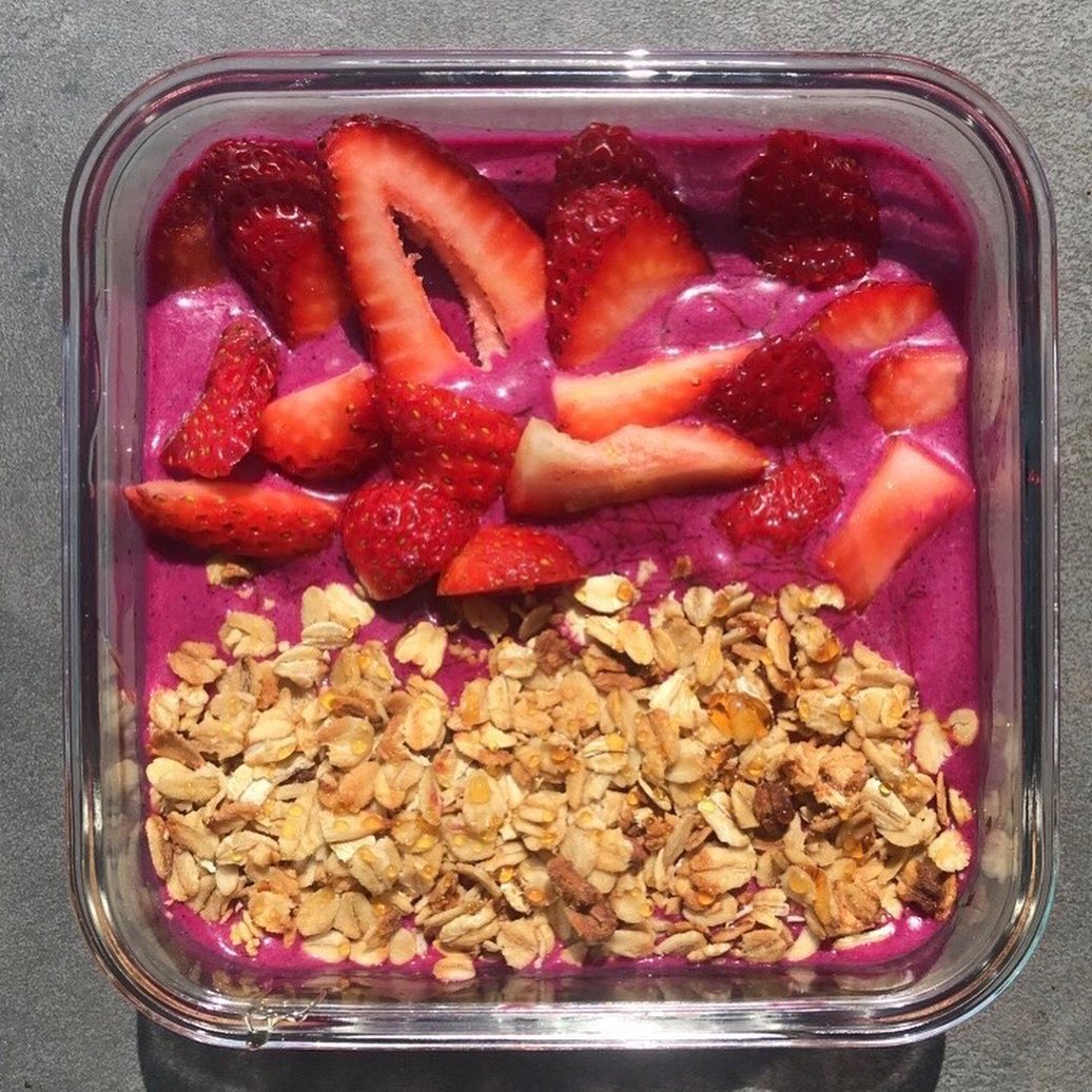 Sensational Pitaya Breakfast Bowl with Toppings