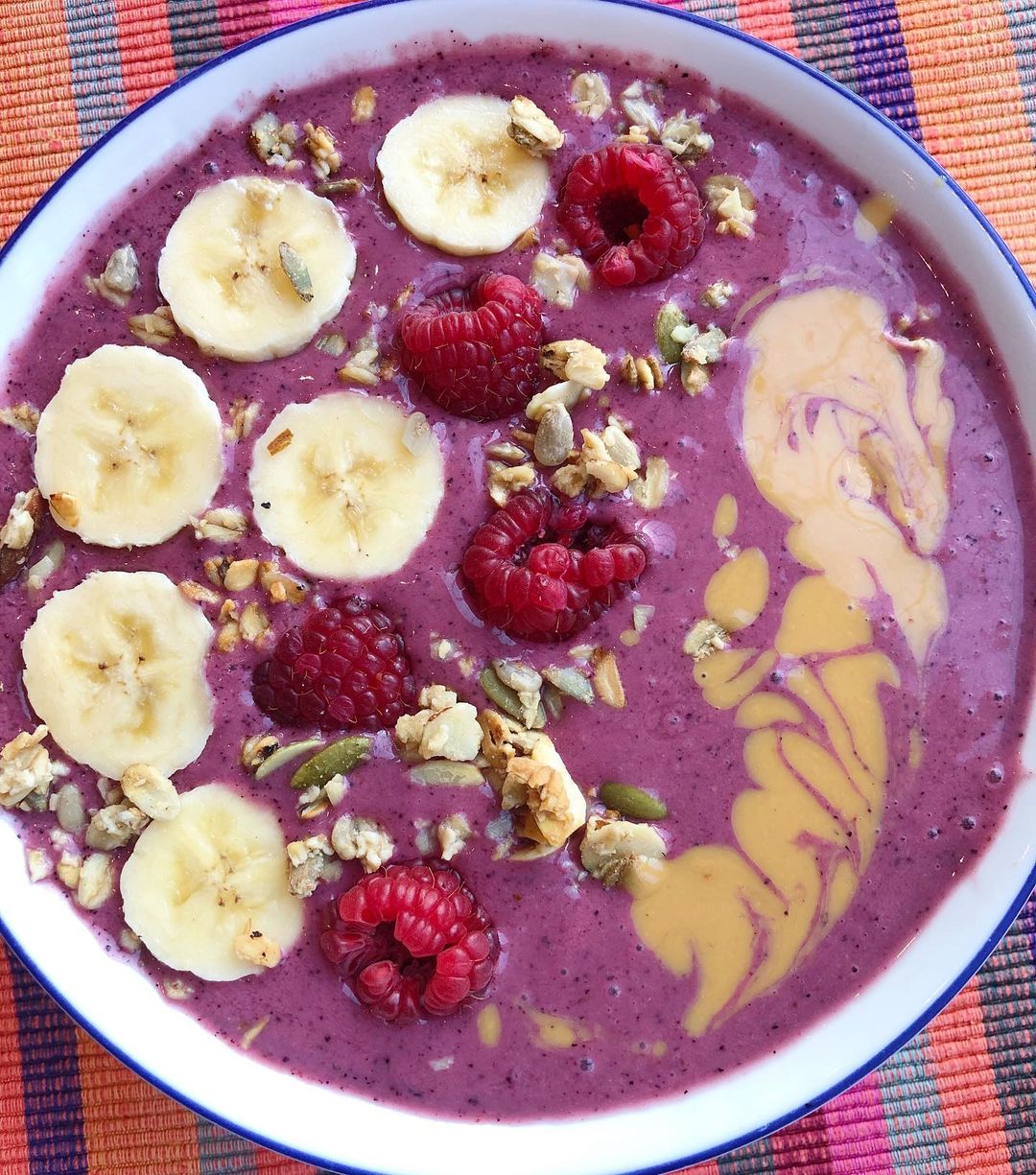 Continuing the Berry Hype with My Deliciously Sweet Smoothie Bowl