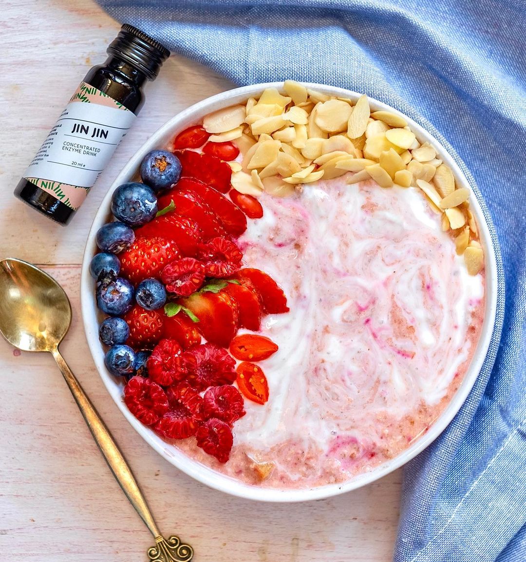 Raspberry Overnight Oats