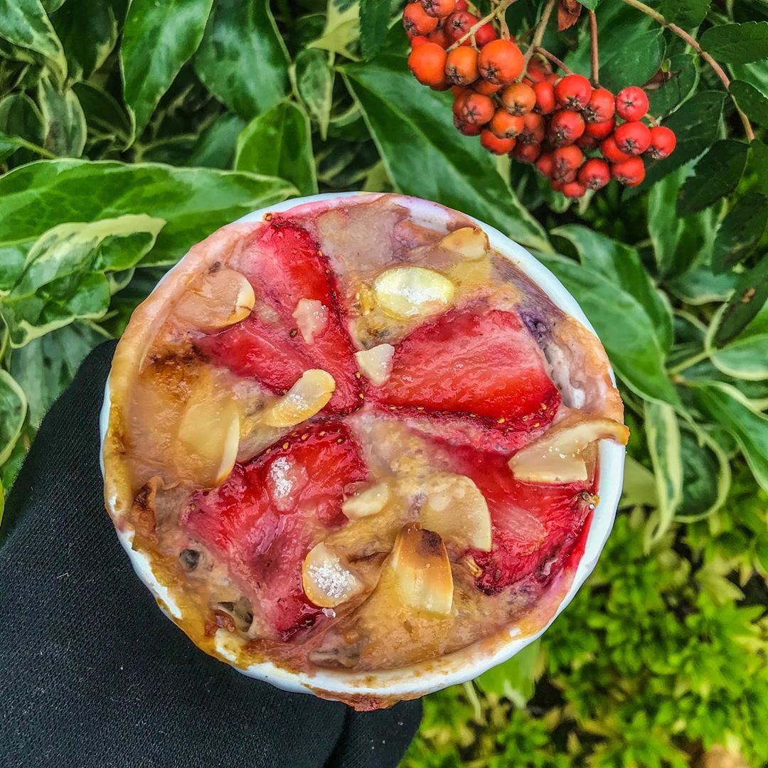 Strawberry, Blueberry, and Vanilla Baked Oats