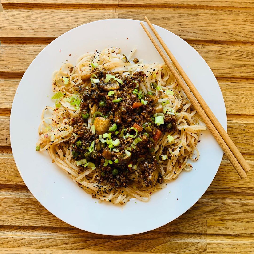 Chinese Mince with Rice Noodles