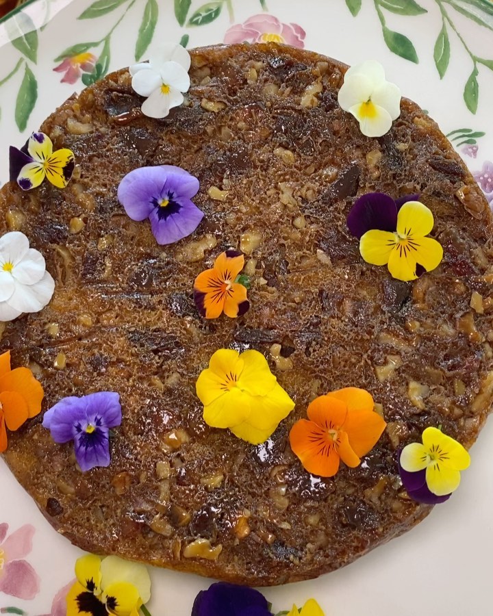 Guten-Free Upside-Down Sticky Date Cake