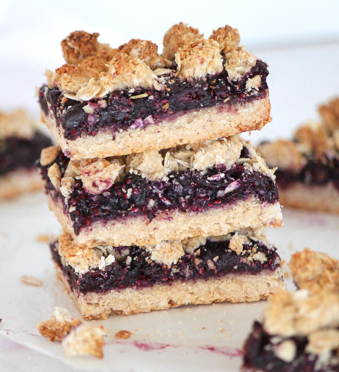 Blueberry Crumble Bars