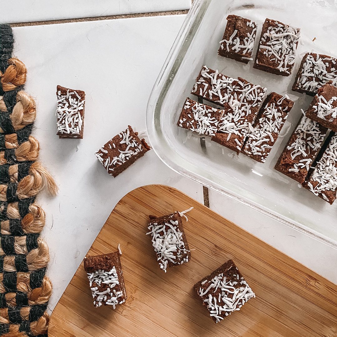 Lamington Fudge Bites