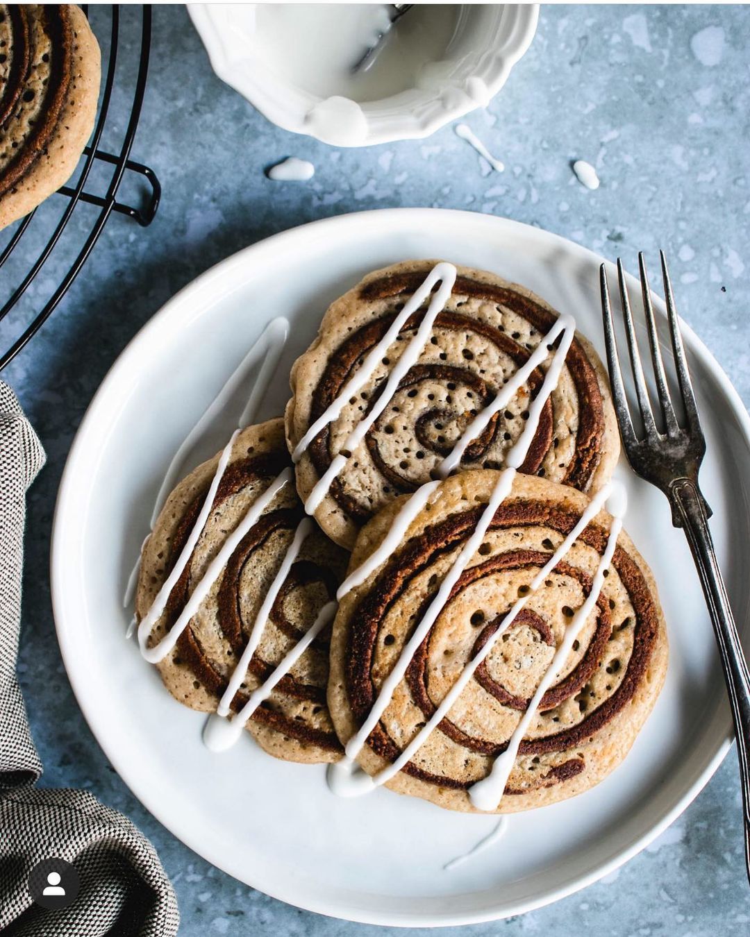 Vegan Cinnamon Roll Pancakes