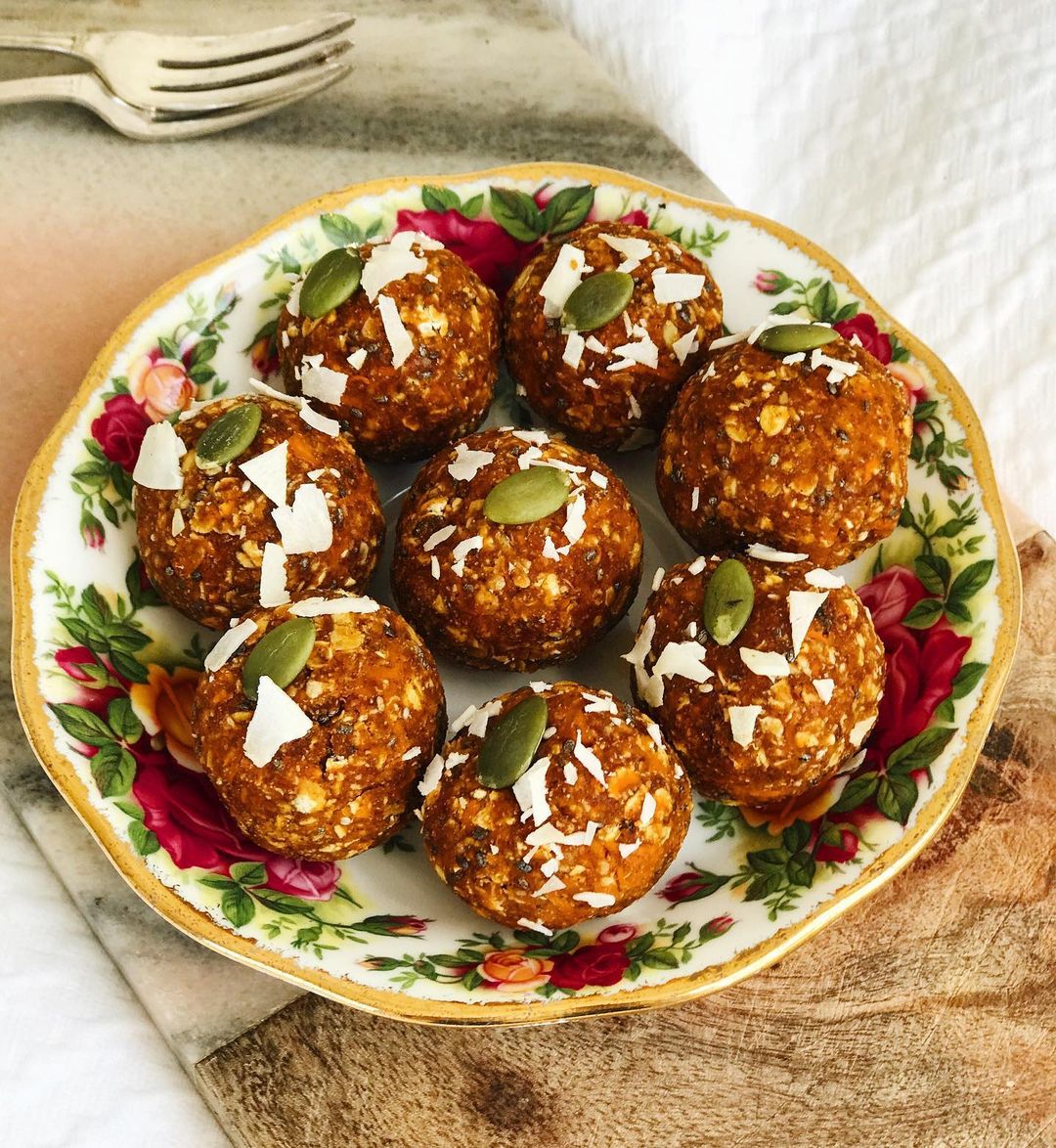 Carrot Cake Energy Balls