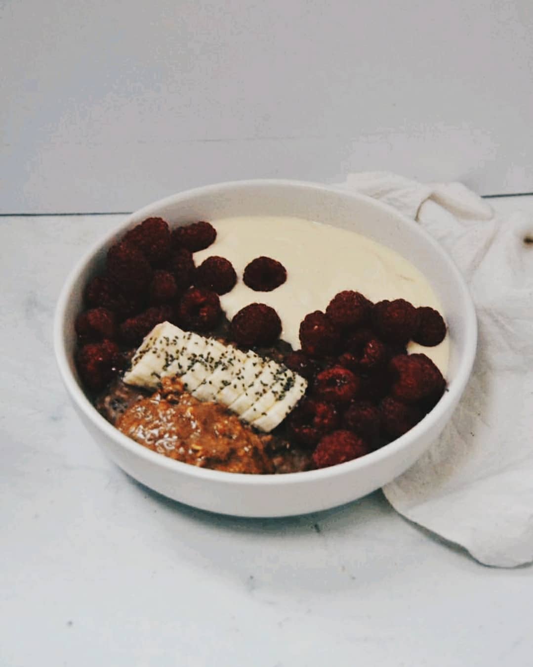 Brownie Batter Oat Bowl