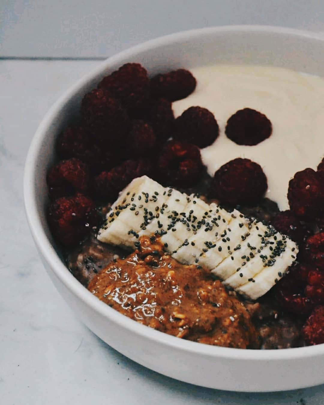 Brownie Batter Oat Bowl