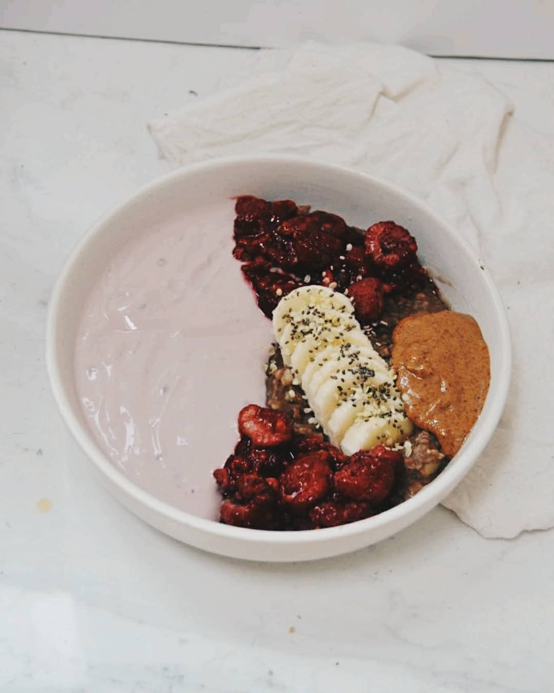 Dark Chocolate Raspberry Oatmeal Breakfast