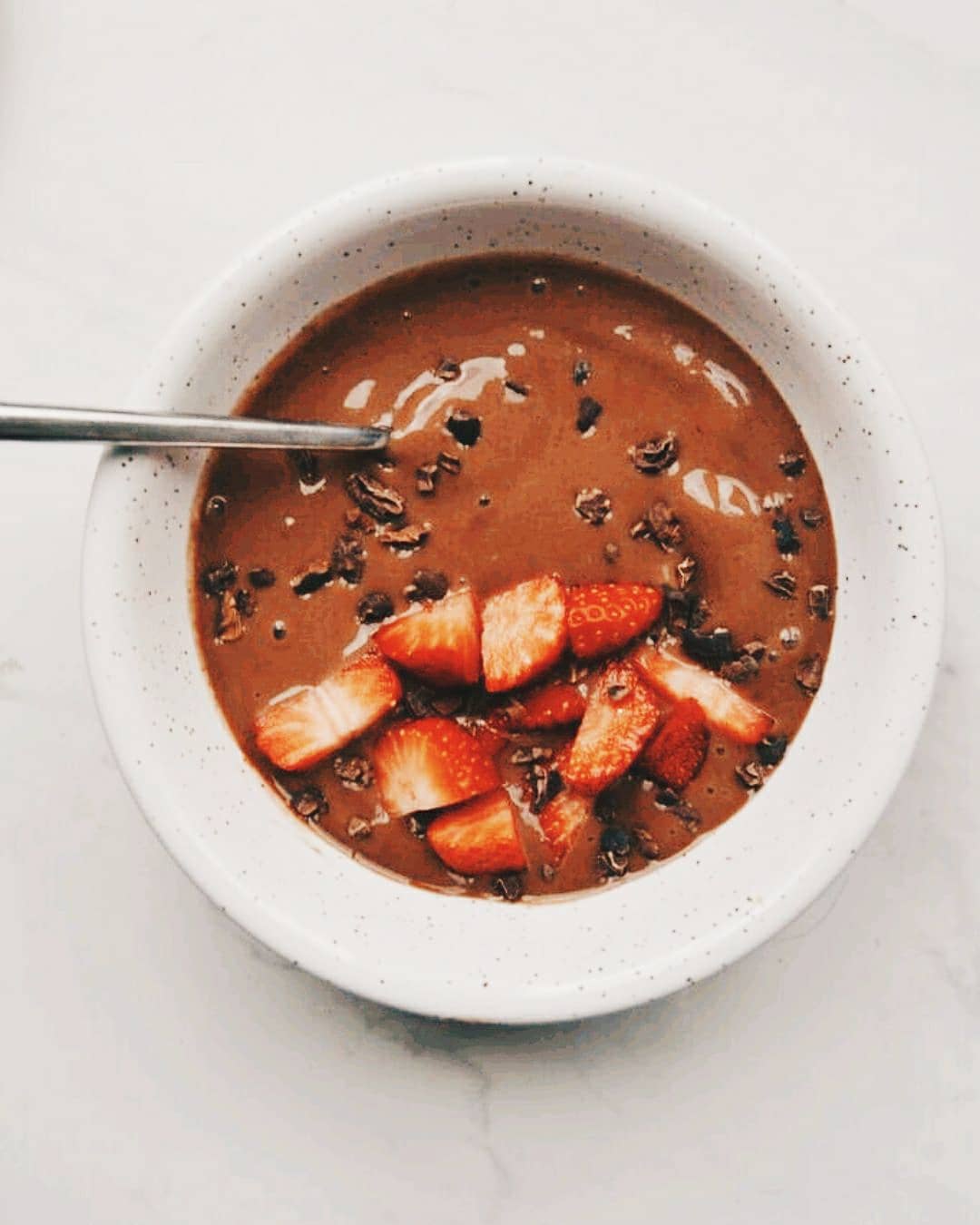 Dreamy Creamy Chocolate Smoothie Bowl